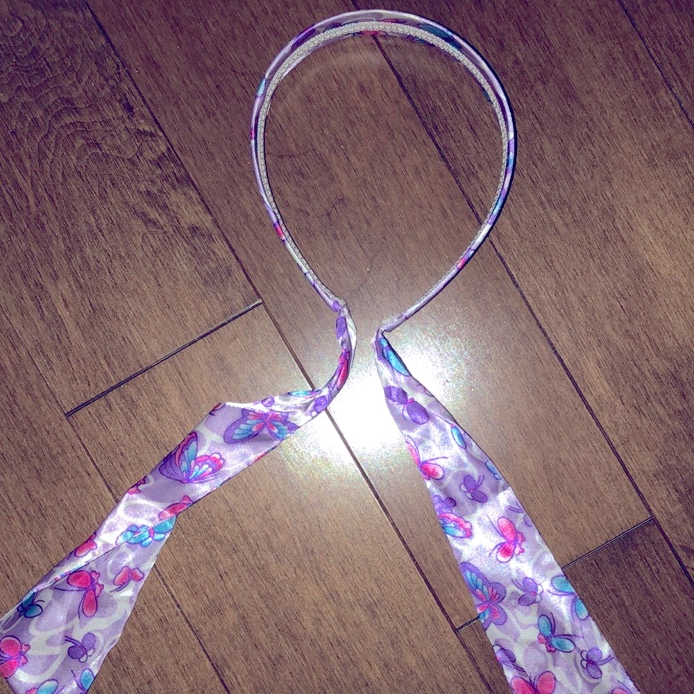 Barely used headband.